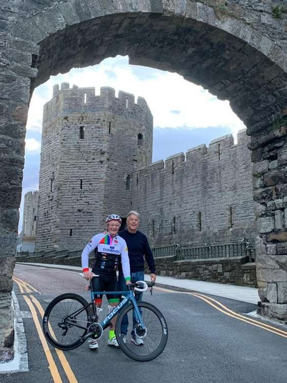 63-year-old Nigel left Caernarfon Castle at 8am this morning (image via Cowbridge Tennis Club)