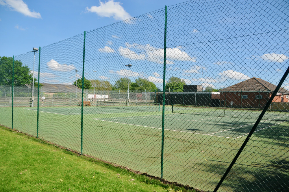 Hadleigh tennis (Picture: Nub News)