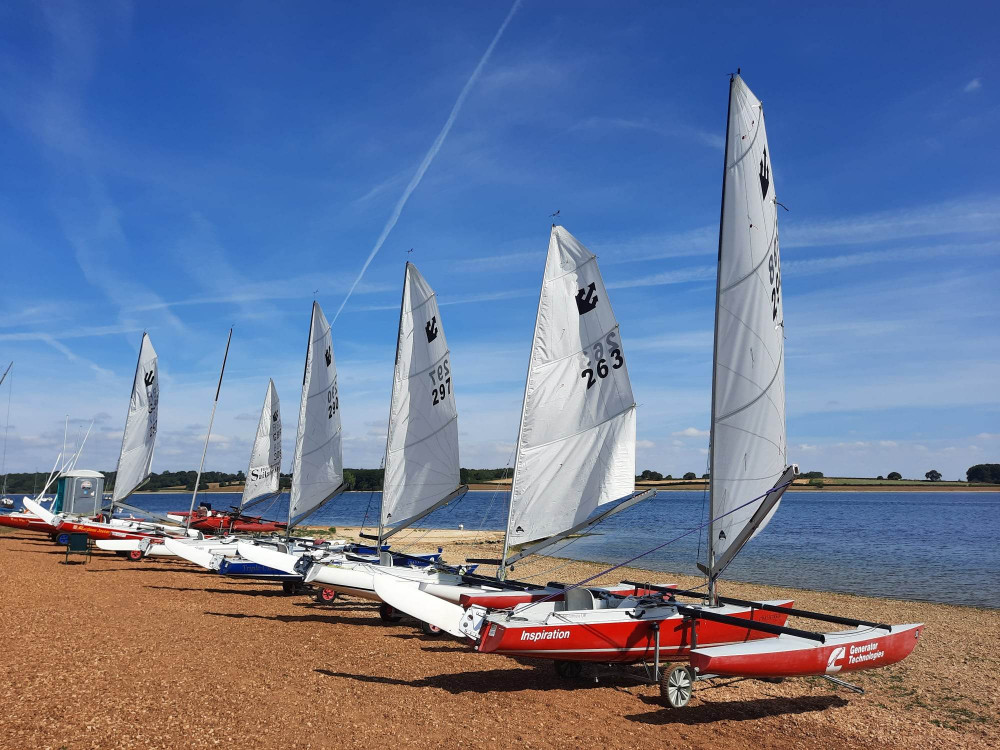 Sailors can enjoy a range of boats at the club on the south shore of Rutland Water. Image credit: Nub News. 