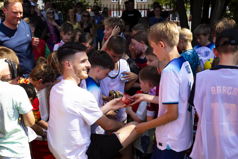 West Ham captain and England star Declan Rice surprised children in Kingston as he paid a visit to the Dickerage Sports and Community Centre where his football journey first began