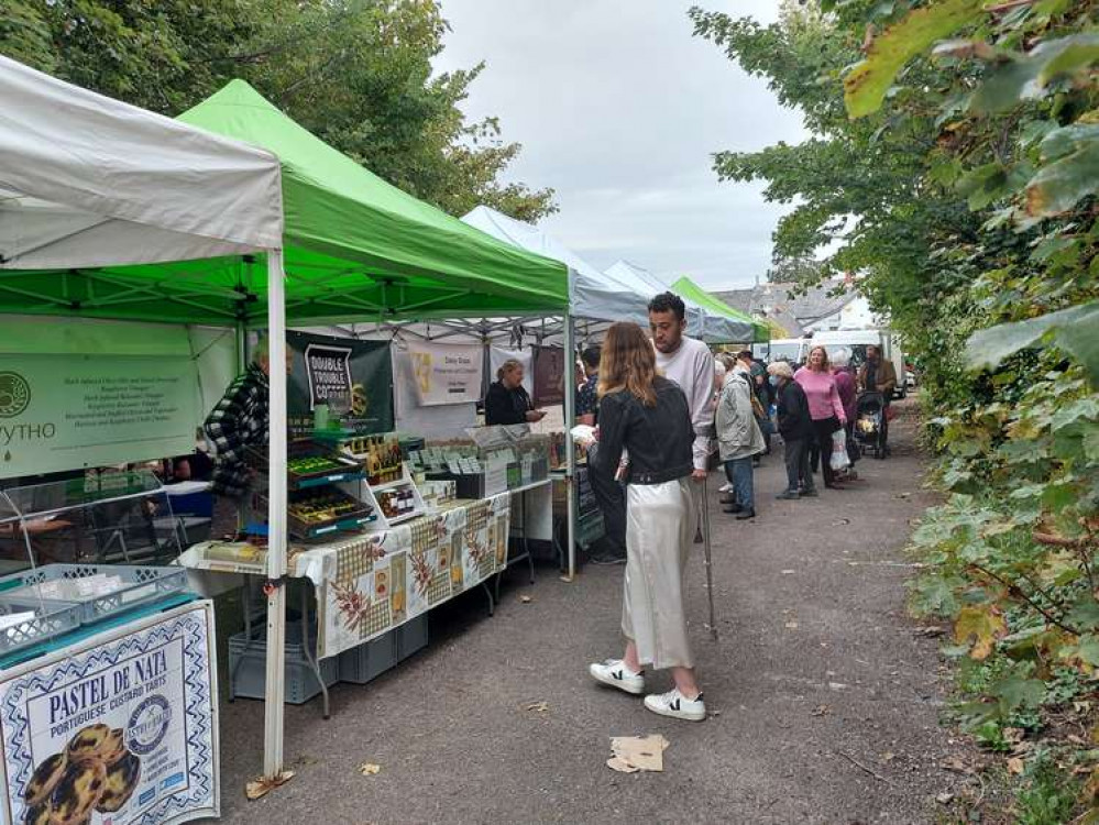 Cowbridge Farmers' Market, held its first event in Dinas Powys this morning inas Powys