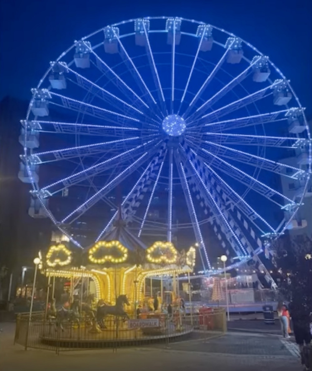 How Felixstowe ferris wheel could look at night (Picture: ESC)