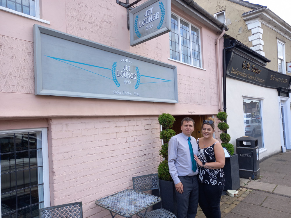 Daniel and Tia, new owners of the Jet Lounge in Hadleigh (Picture: Nub News)