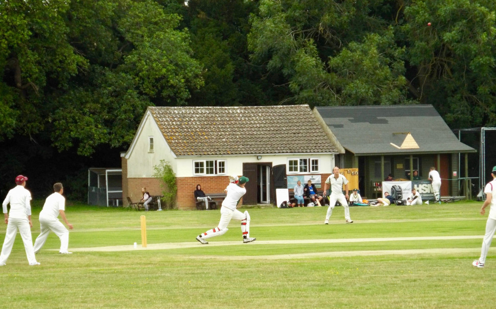 Good hit (Picture: Nub News) Good hit (Picture: Nub News)