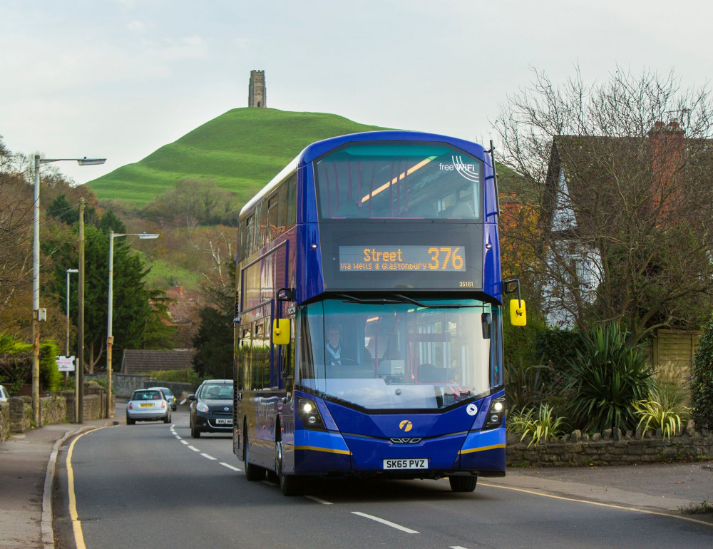 The 376 travelling through Glastonbury