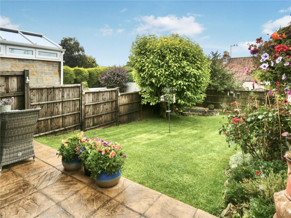 The well-maintained garden at the property on Green Tree Road, Midsomer Norton