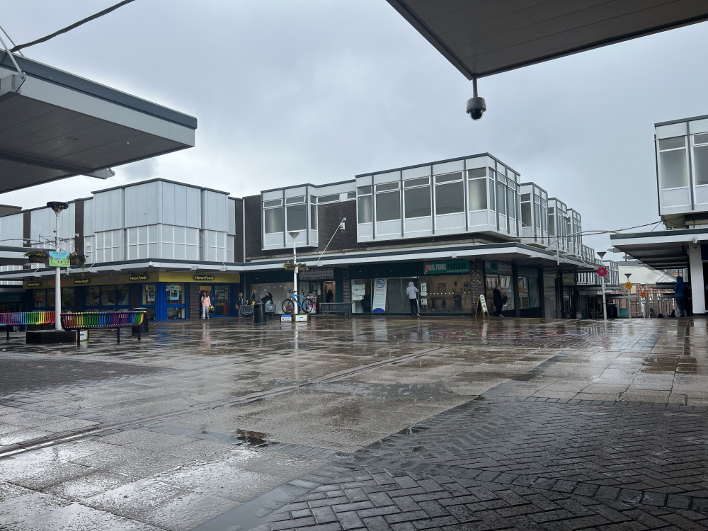 A yellow weather warning has been issued for Stoke-on-Trent as thunderstorms are set to hit the city tomorrow (Nub News).