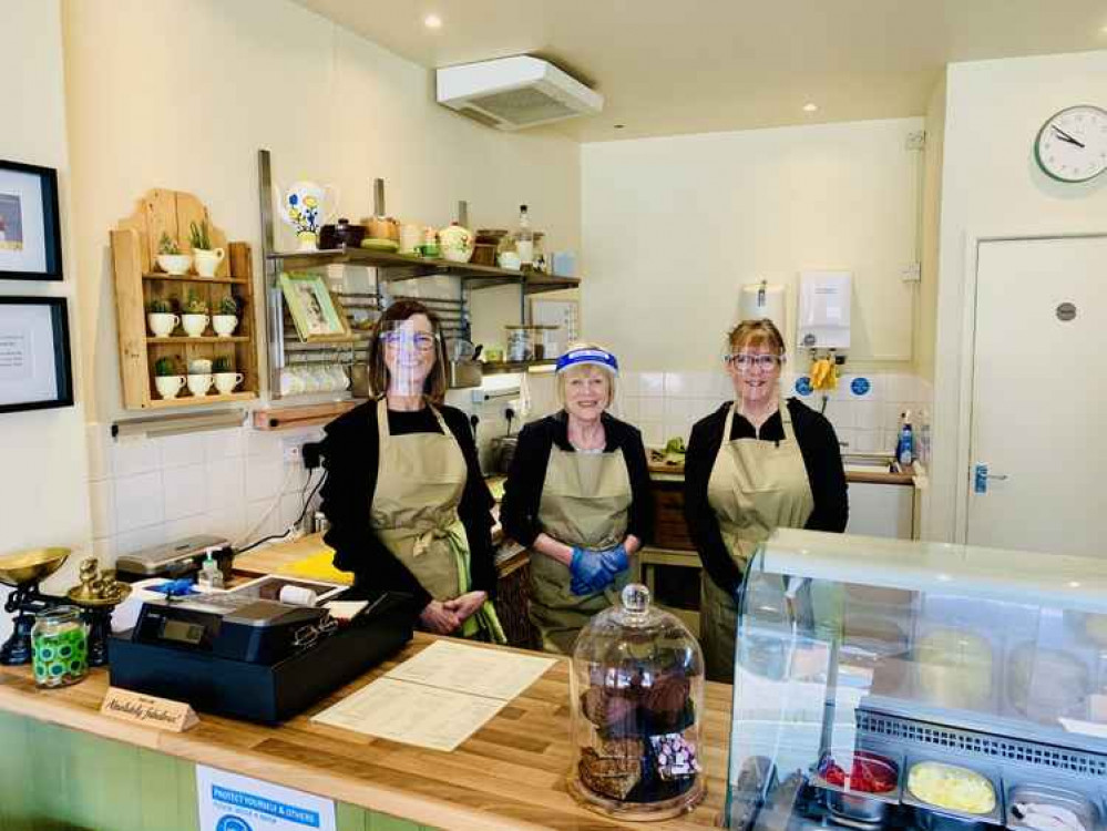 Catherine, Gwen and Elaine from Food at 27 Catherine, Gwen and Elaine from Food at 27