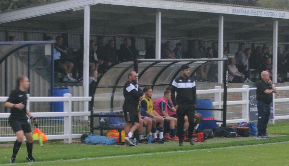 Staff Mallardo in dug out with Duncan Lawson and physio Kirk Denim (Picture: Nub News)