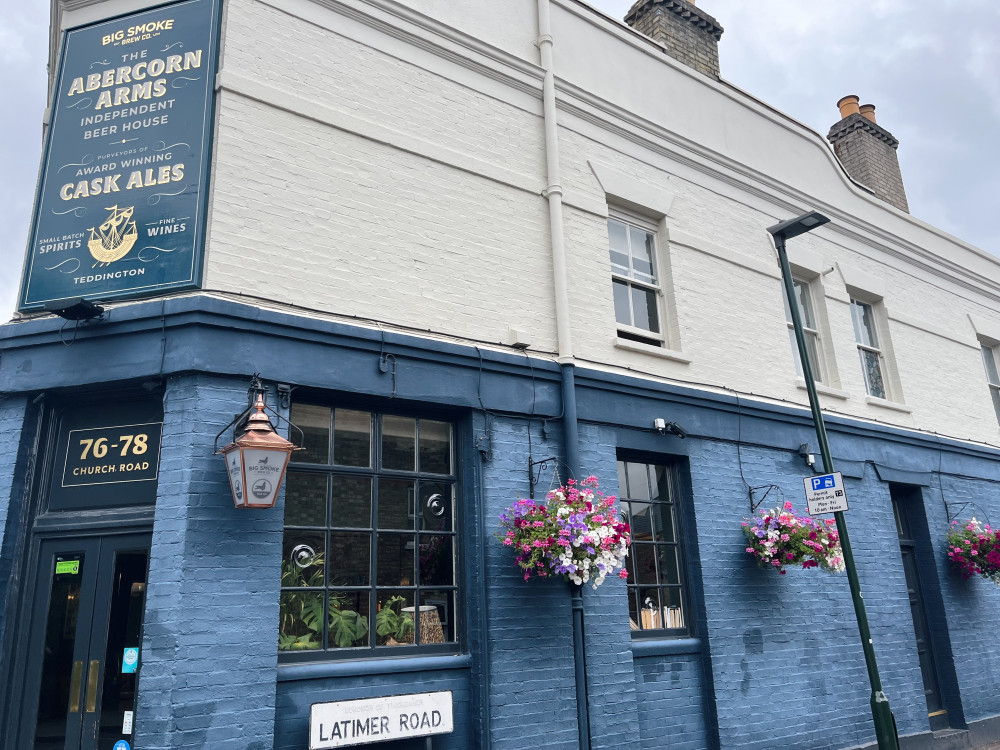 Outside The Abercorn Arms in Teddington. (Photo: Emily Dalton)