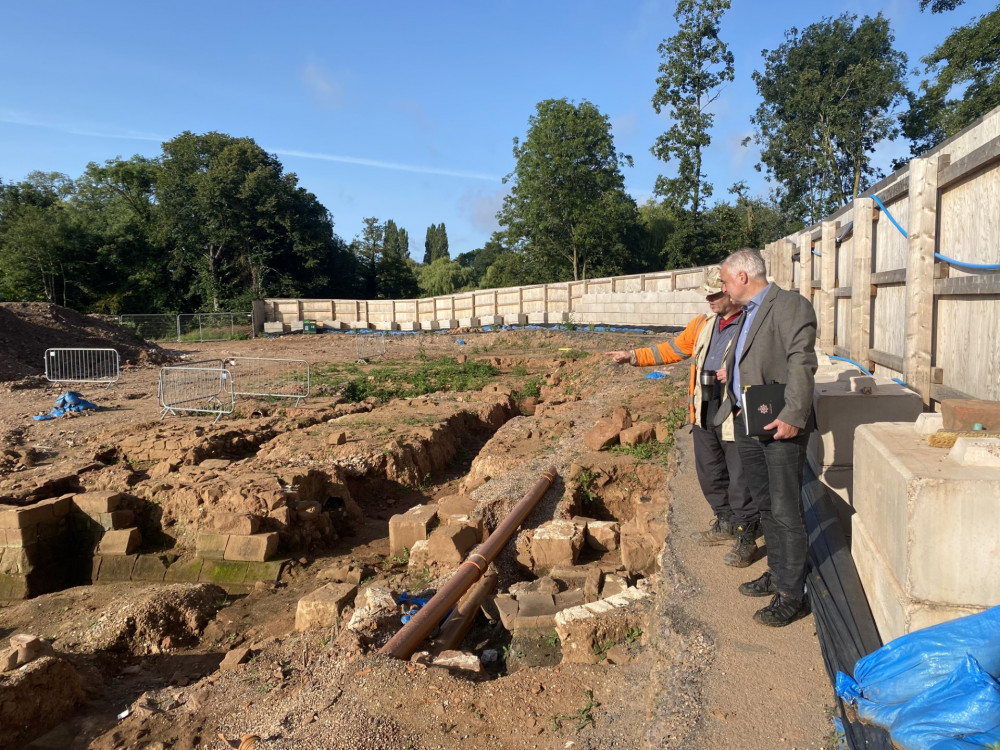 Historic England has given its approval for revised plans for the new swimming pools in Abbey Fields (image via Warwick District Council) Historic England has given its approval for revised plans for the new swimming pools in Abbey Fields (image via Warwick District Council)