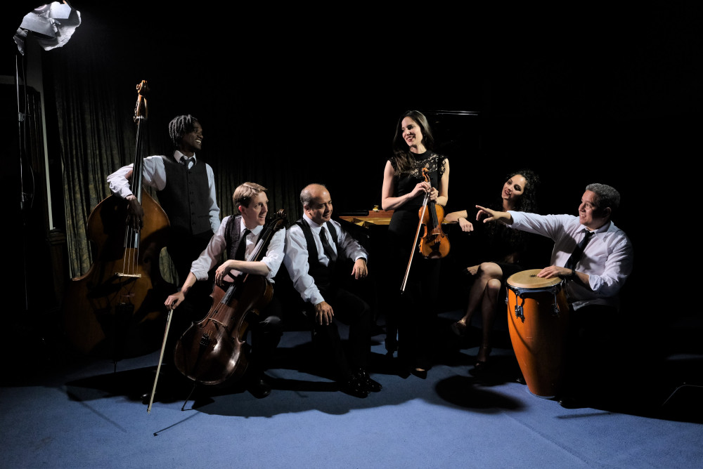 Professional Music: Classico Latino Professional Music: Classico Latino