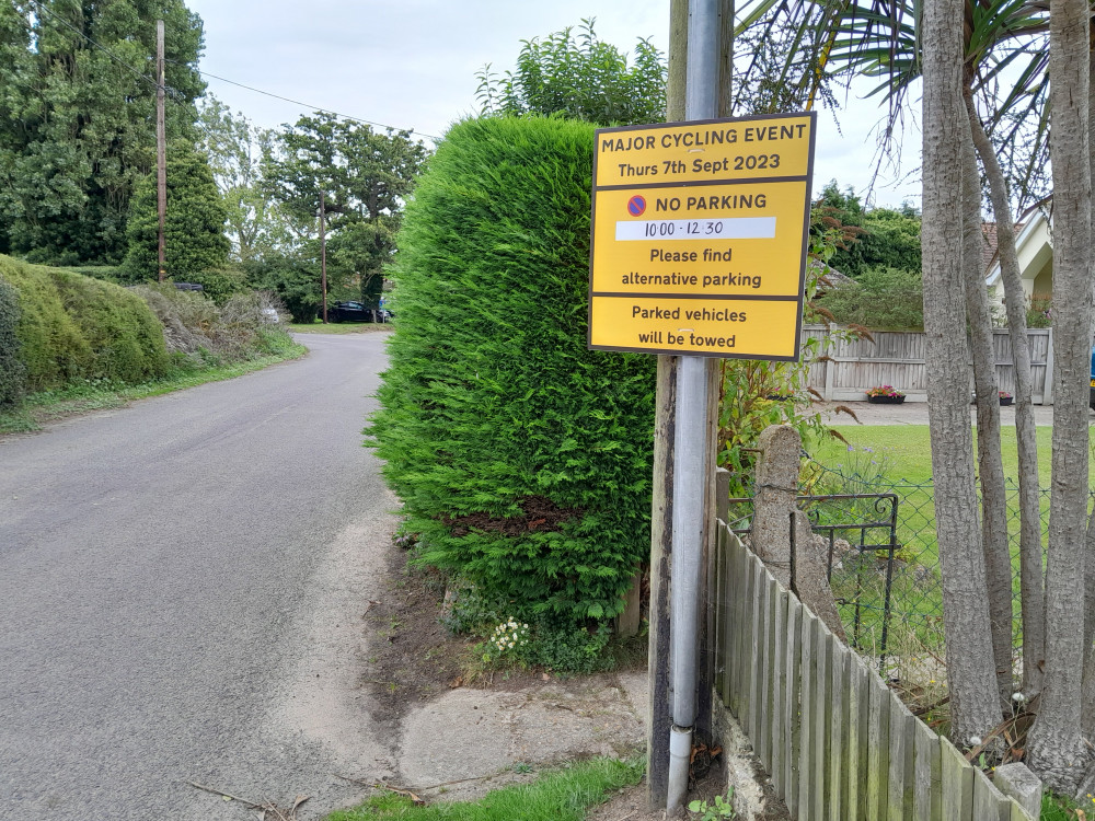 Tour of Britain parking warning sign (Picture: Nub News)