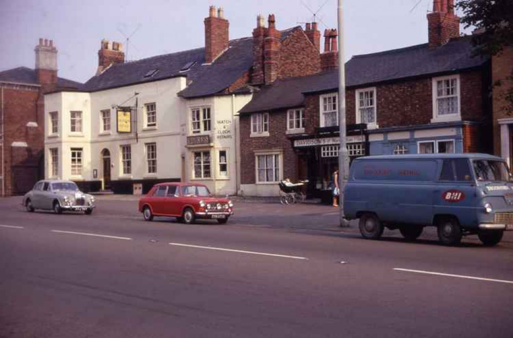 The Queens Head once upon a time. Image: Frodsham and District History Society Archive