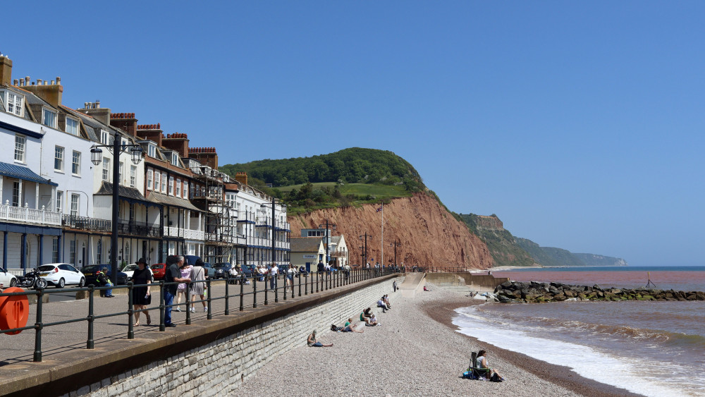 Sidmouth seafront (Nub News)