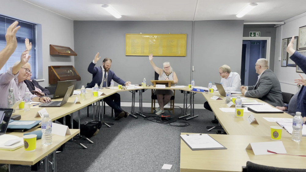 Oakham Town Council may shel out for new signs. Image credit: LDRS. Oakham Town Council may shel out for new signs. Image credit: LDRS.