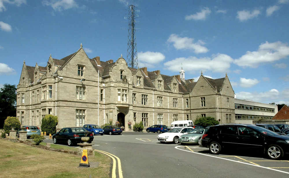 Warwickshire Police's Leek Wootton headquarters (image via SWNS)