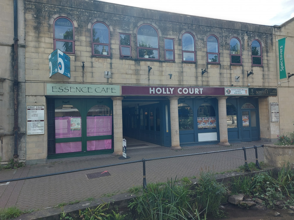 Holly Court is going to welcome Fox & Kit cafe Holly Court is going to welcome Fox & Kit cafe