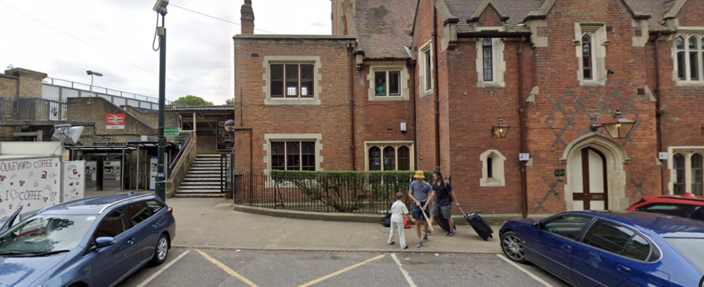 Controlled parking between 8am-6:30pm is to be introduced to Station Road in Barnes. (Photo: Google Street View)