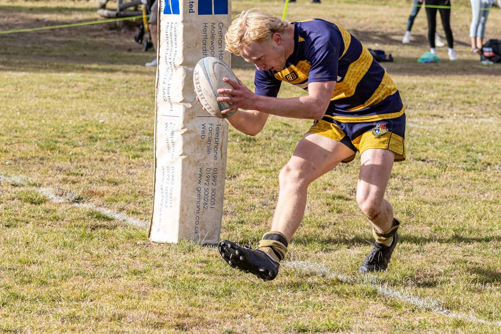 Burnham's Ben Barr scored a try. (Credit: Burnham RUFC)