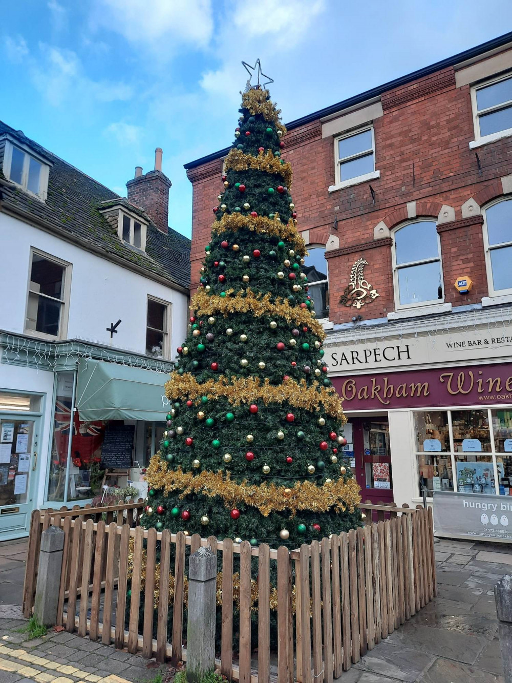 Christmas Shopping in Oakham, December 2023.