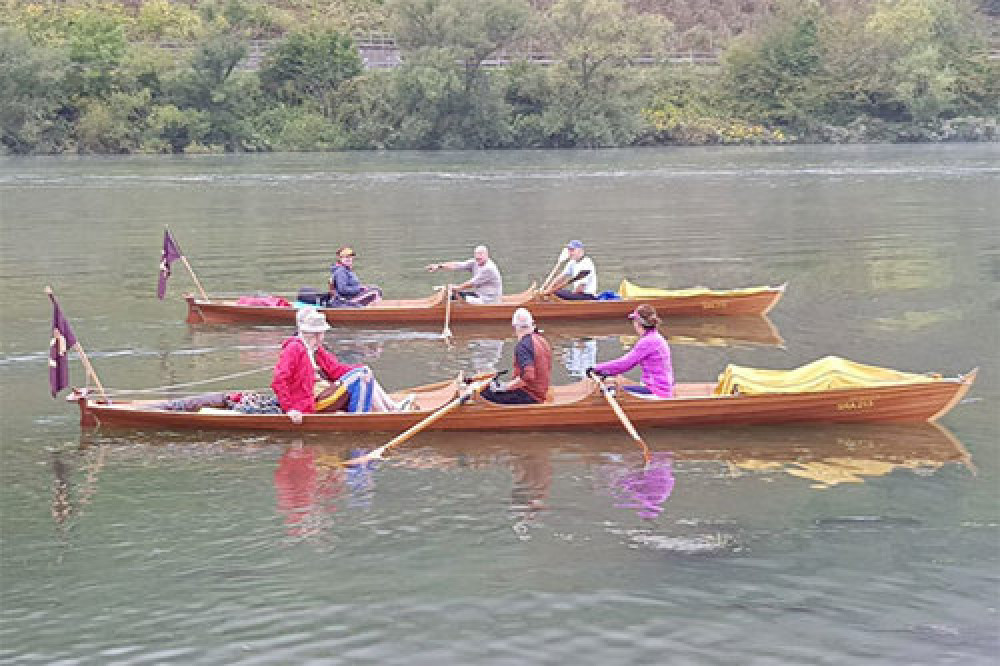Skiffing is more stable than rowing. (Photo: Richmond Council) Skiffing is more stable than rowing. (Photo: Richmond Council)