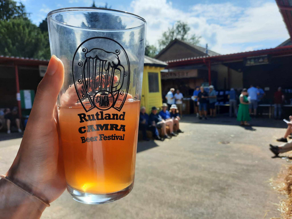 Rutland CAMRA host an annual beer festival for locals, members and Rutland-based suppliers of beer, cider and spirits, as well as supporting local pubs throughout the year. Image credit: Nub News. 