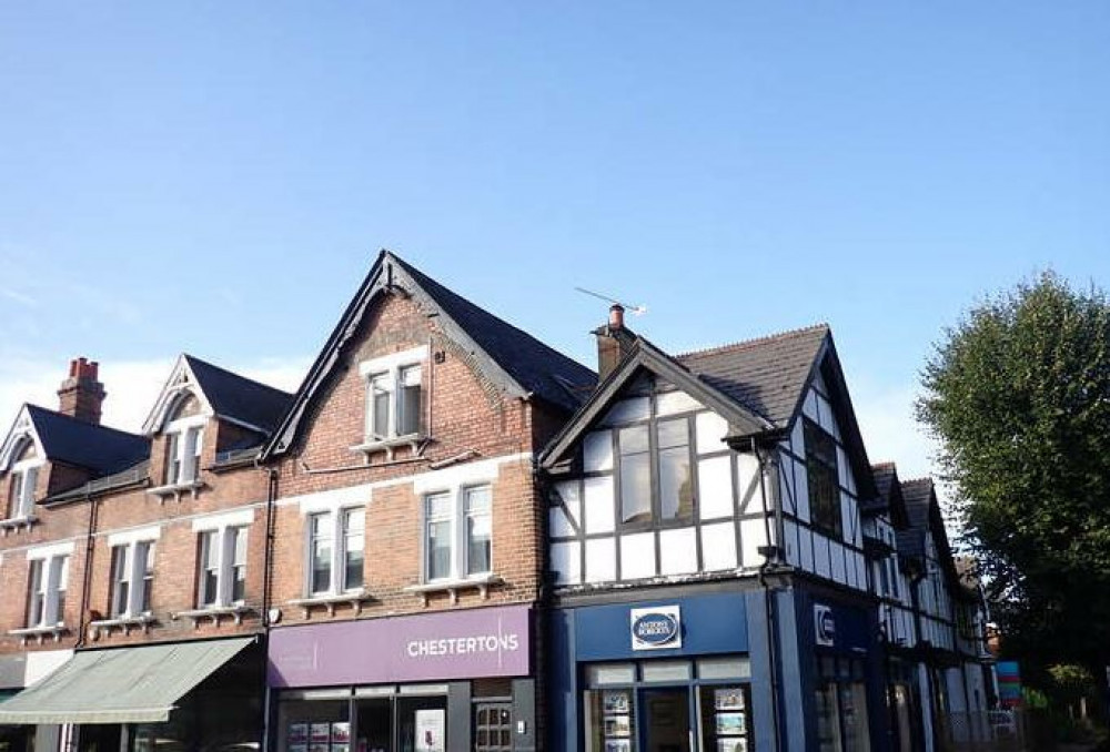 Four fire engines and around 25 firefighters tackled a fire at a flat above a shop on Sandycombe Road in Richmond on Saturday. (Photo Credit: London Fire Brigade).