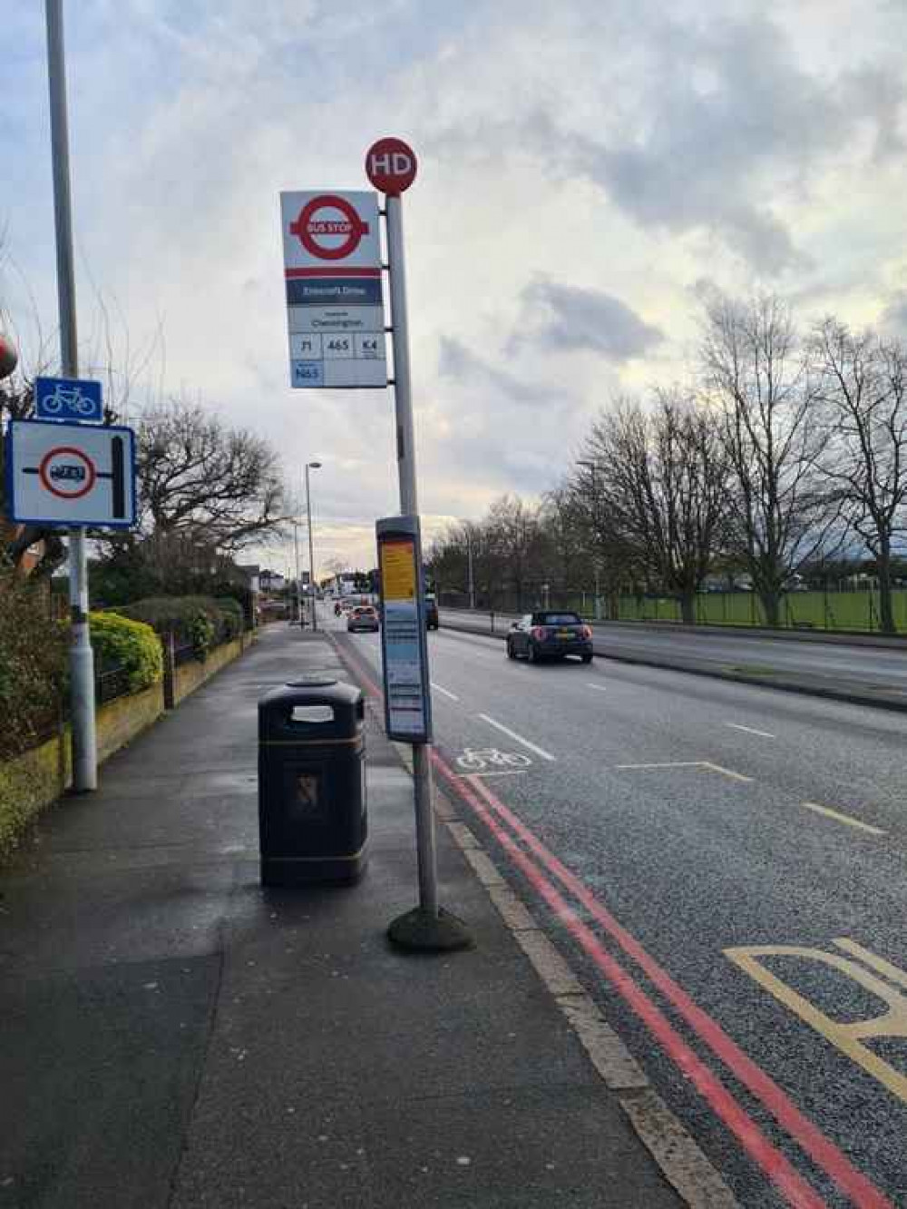 The Chessington bus stop