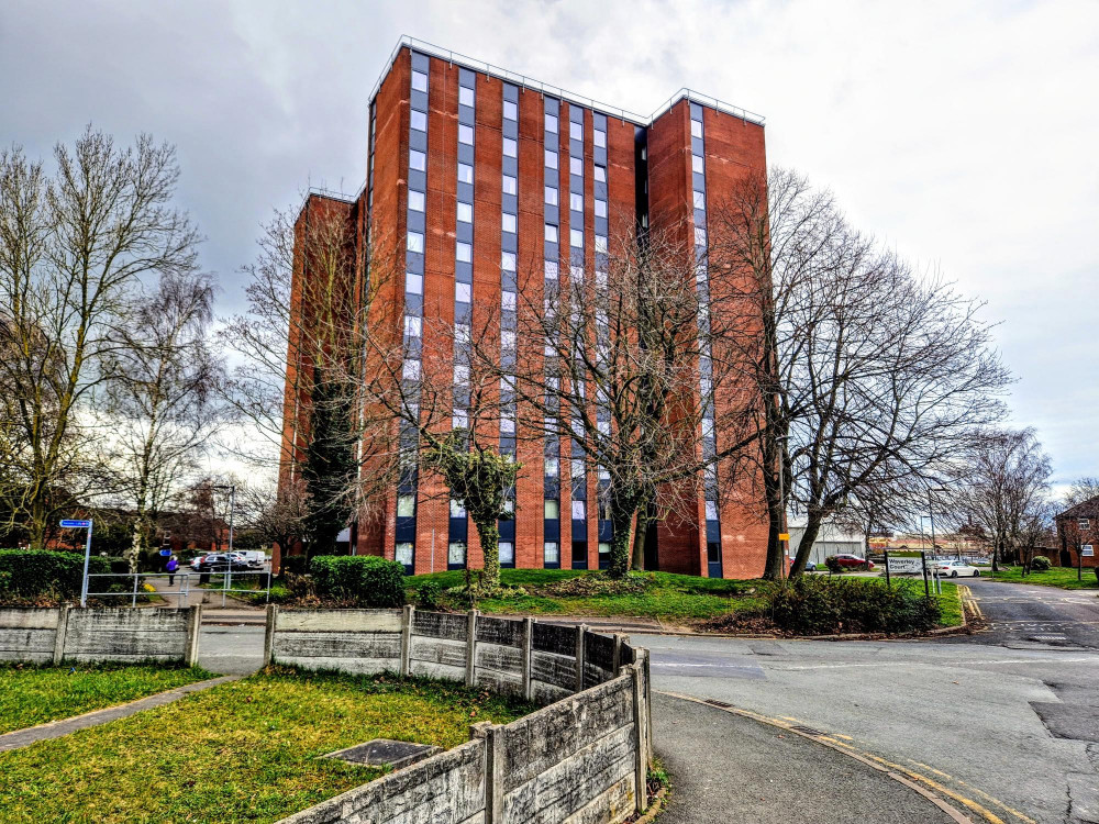 On Tuesday 17 October, Cheshire Police response officers and specialist units were deployed to an address on Waverley Court (Ryan Parker).