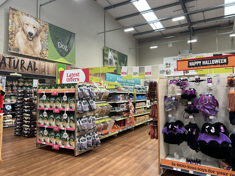 Pets at Home, based on Phoenix Retail Park in Stoke-on-Trent, has applied for permission to build a new mezzanine floor (Nub News).