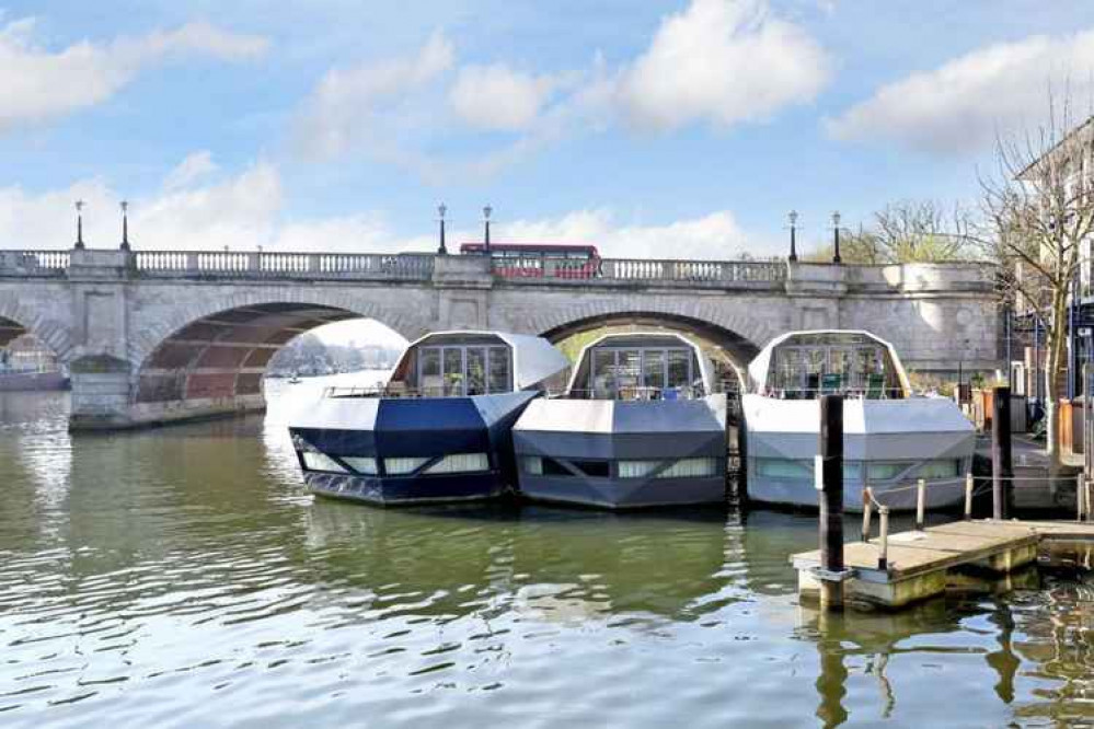 The houseboat has a mooring licence of 99 years