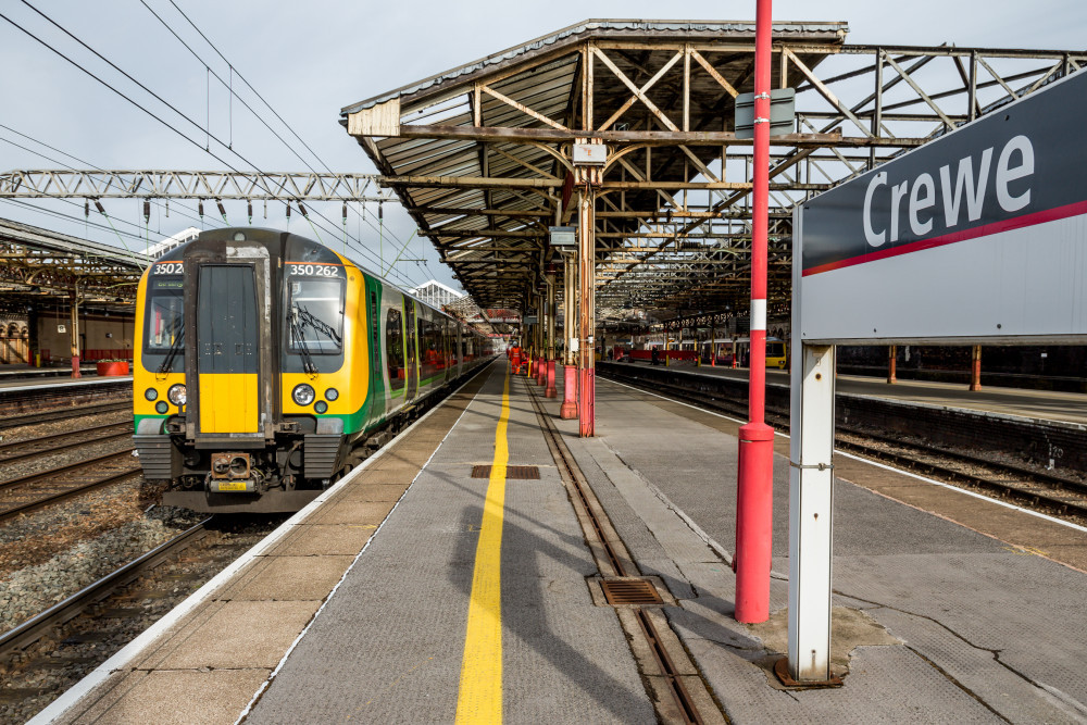 Strong winds from Storm Ciaran caused damage to overhead power lines between Stafford and Crewe on Friday 3 November, impacting large number of rail services (Nub News).