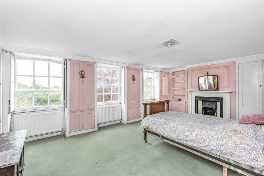 A pink bedroom! (Photo Credit: Savills).