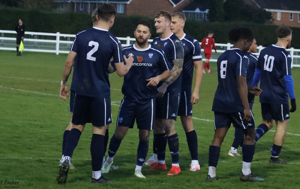 Pip Boyland congrats players after fourth goal (Picture: Ian Parker)