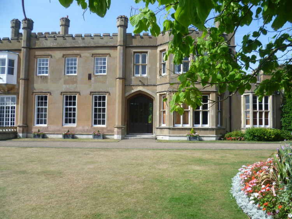 Nonsuch Mansion, built in the 1700s near the site of Henry VIII's old palace (Credit: Marathon via Geograph)