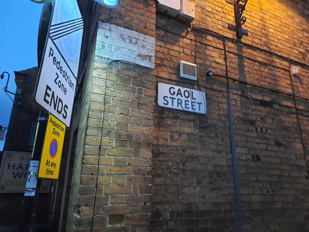 Historic signage in Oakham is set to be restored, at a cost of £1,000. Image credit: Nub News. 