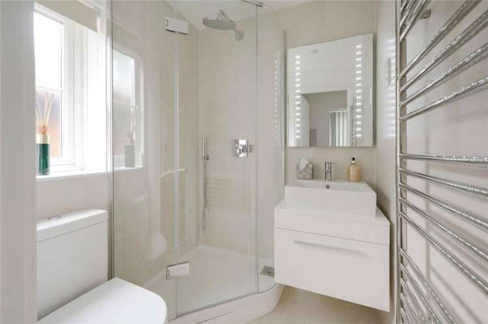 An ensuite bathroom (Image: Coombe Residental)