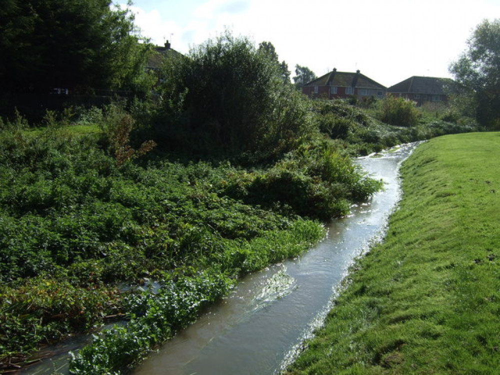 A flooding warning has been issued for Gog Brook in Warwick (image via J Thomas)