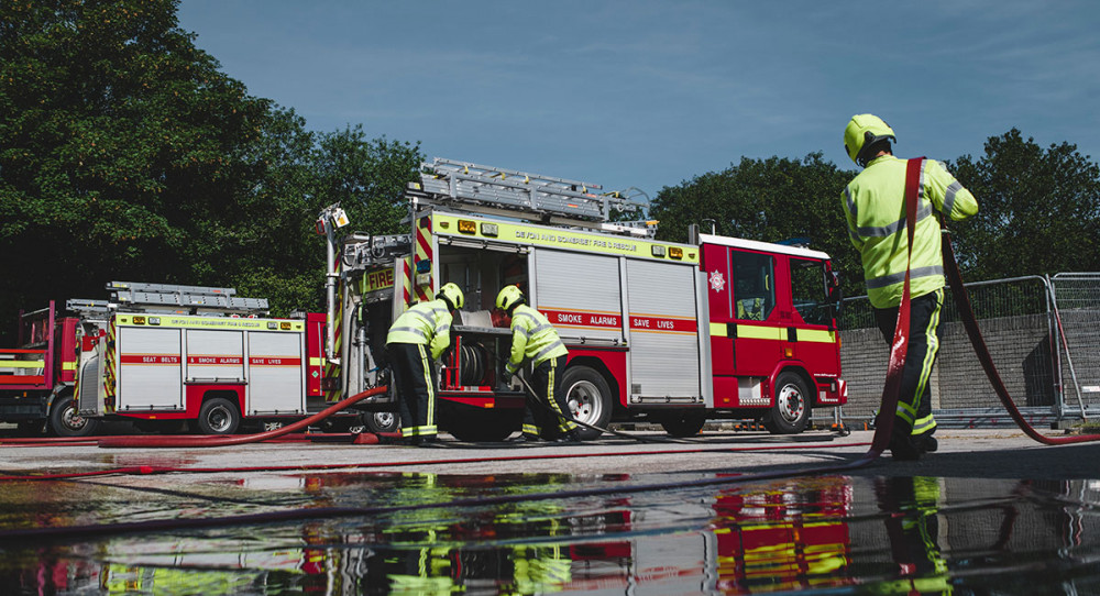 The fire service quickly mobilised to tackle the blaze, with crews from Wells, Shepton Mallet, and Street rushing to the scene.