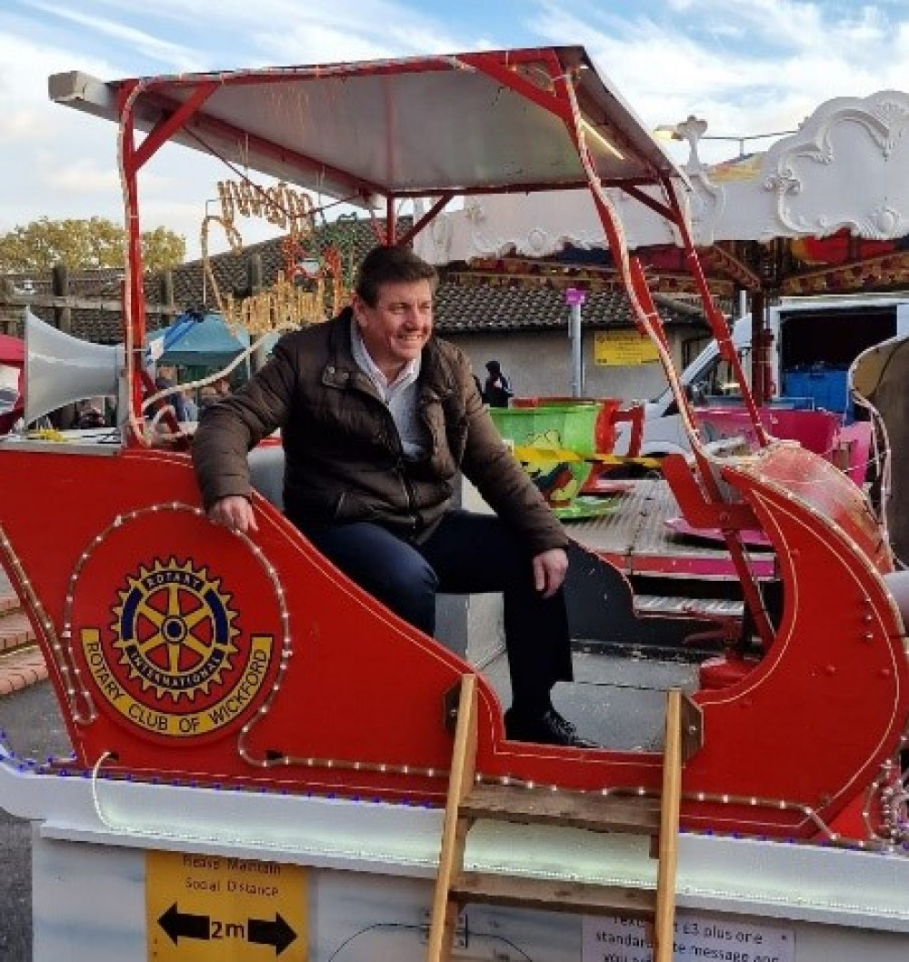 Mr Metcalfe enjoys the Christmas Fayre.