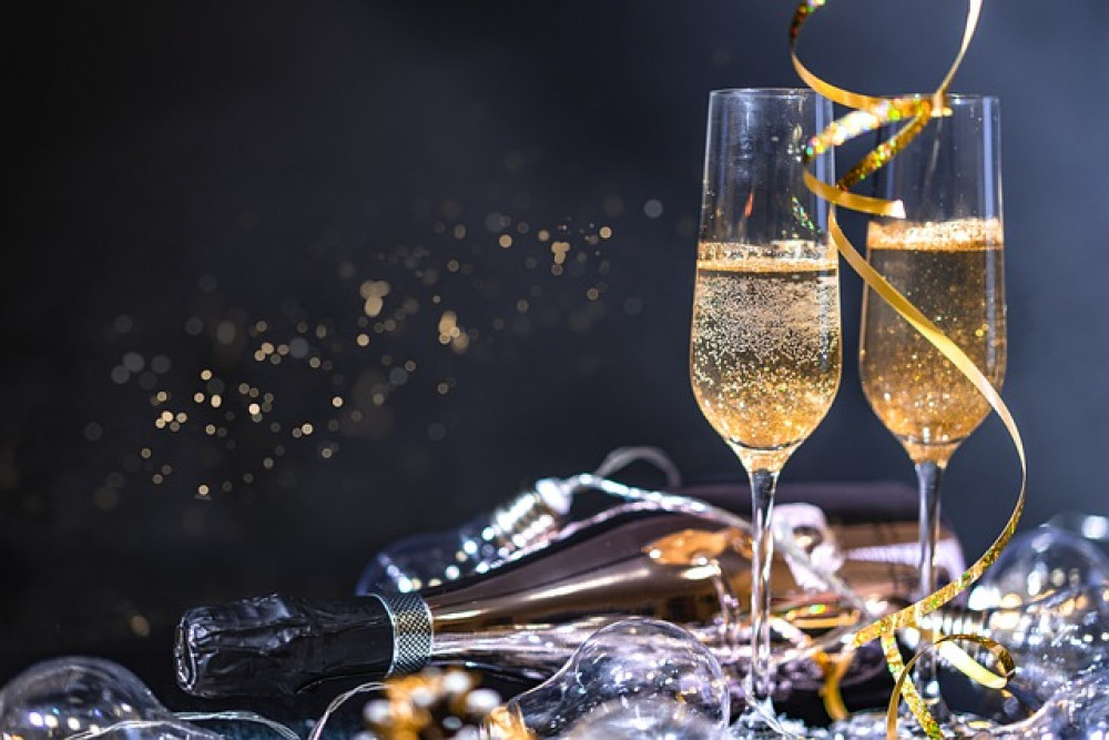 The Maldon district is home to a variety of restaurants and pubs offering events for NYE (Photo Credit: Pixabay)