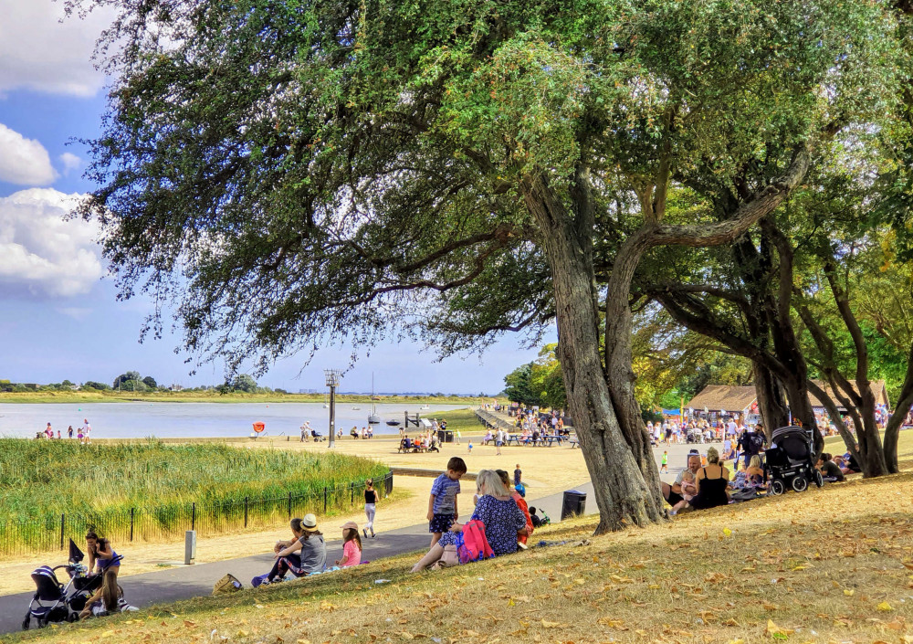 Paul Madge - Summer, Maldon Prom