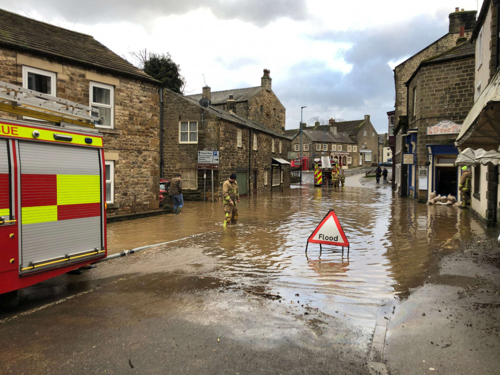 Warwickshire Fire and Rescue Service is urging locals to remain safe during the continued wet weather (image via WFRS)