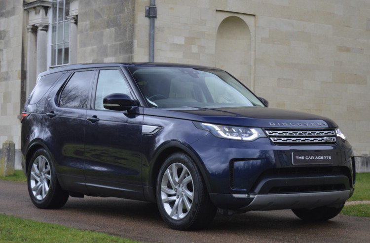 Hello and welcome to the latest in our series Hitchin Nub News' Car of the Week: This week we're featuring The Car Agents' LAND ROVER DISCOVERY TD6 HSE 7 SEATER