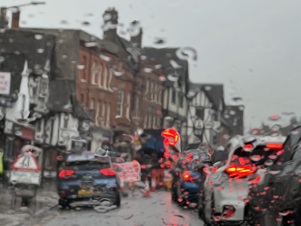 Heavy rain is expected across Hitchin and North Herts. PICTURE: Bancroft in the rain. CREDIT: Hitchin Nub News 