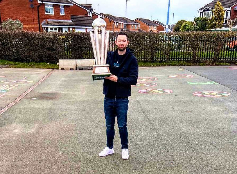 PDC world champion of darts, Luke Humphries, showed off his new trophy for the first time to Mablins Lane Primary School on Wednesday 10 January (X). PDC world champion of darts, Luke Humphries, showed off his new trophy for the first time to Mablins Lane Primary School on Wednesday 10 January (X).