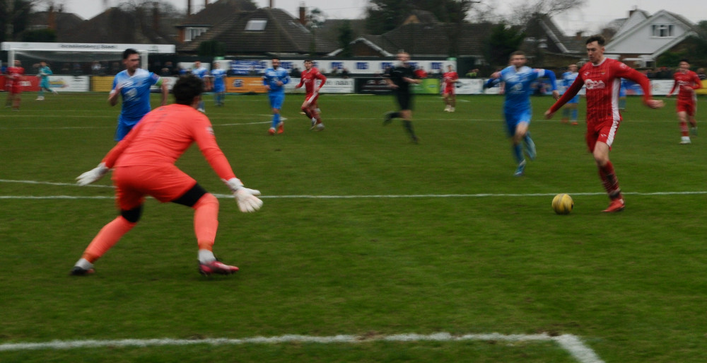 Josh Mayhew opens scoring for Felixstowe (Picture: Nub News)