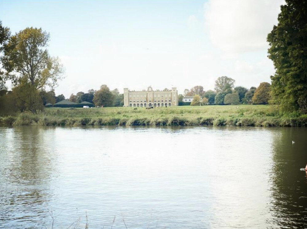 The proposed marquee lies opposite Kew Gardens (credit: Planning Committee). The proposed marquee lies opposite Kew Gardens (credit: Planning Committee).