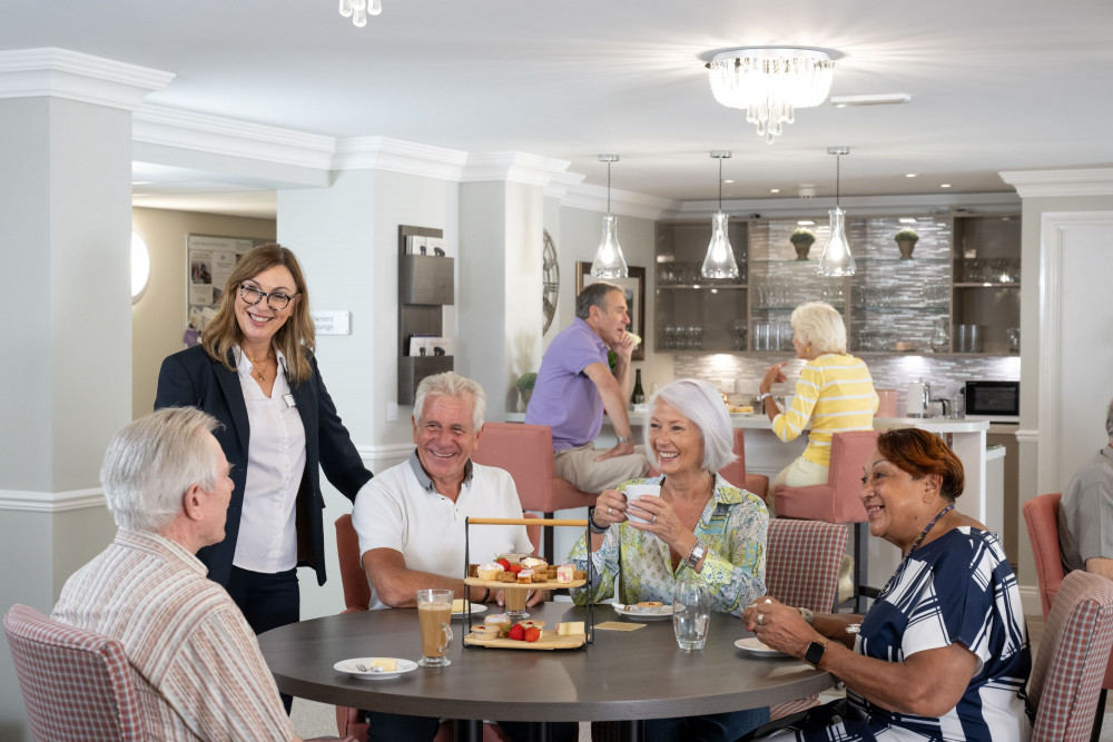 Hitchin retirees to hold Winter Warmer coffee and cake event for Sue Ryder charity. CREDIT: Churchill 